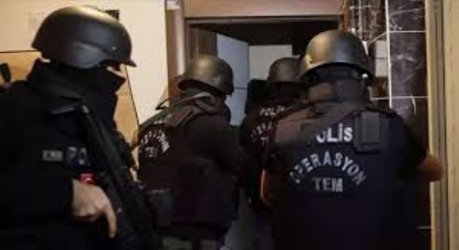 İstanbul'da DEAŞ'a Para Aktaran Şüphelilere Operasyon: 12 Gözaltı