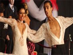 ODTÜ'de dans zamanı