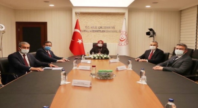 Bakan Selçuk, “Ocak Ayı içinde 3 bin'in üzerinde sosyal atama yapacağız”