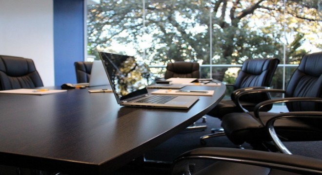 Bakan Uraloğlu, Astana'da Kazakistan Ulaştırma Bakanı Karabayev ile görüştü