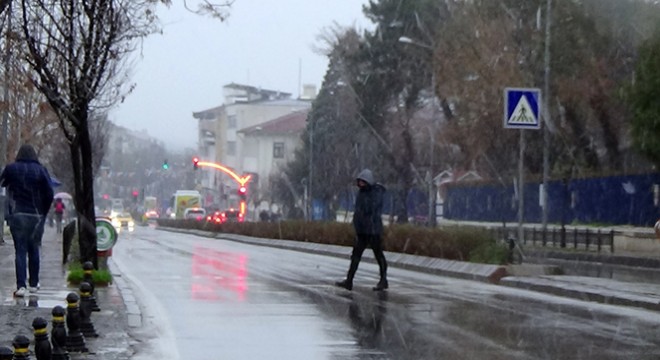 Balkanlar'dan gelen kar yurda giriş yaptı