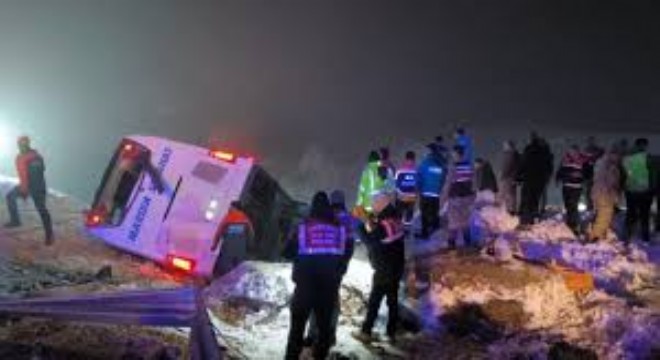 Bingöl'de Yolcu Otobüsü Devrildi: 5 Ölü, 38 Yaralı
