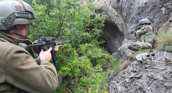 Diyarbakır'da PKK'nın 4 sığınağı imha edildi
