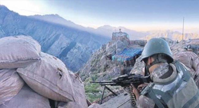 Diyarbakır'da komando ve SİHA'larla operasyon