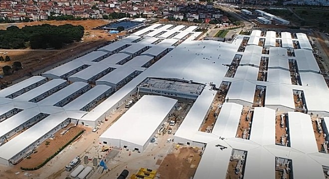 Erdoğan Prof. Dr. Feriha Öz Sancaktepe Acil Durum Hastanesi'nin açılışını yapıyor