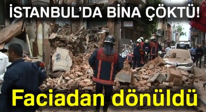 Fatih'te metruk bir bina çöktü