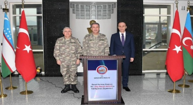 Genelkurmay Başkanı Orgeneral Akar, birlikleri denetledi