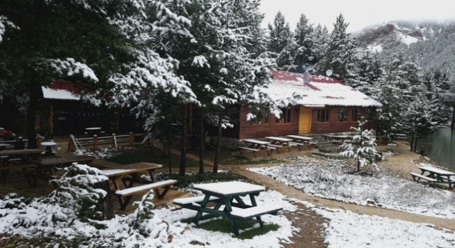 Gümüşhane'ye 21 Mayıs'ta kar sürprizi