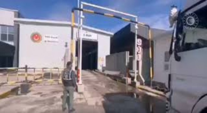 Habur Gümrük Kapısı'nda Büyük Uyuşturucu Operasyonu