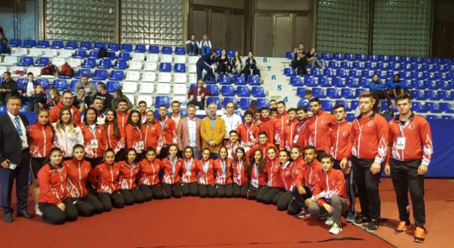 Halterde tarihi rekor: 59 madalya