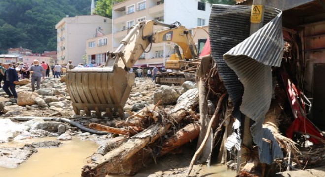 İHH ekipleri, yaraları sarmak için Giresun'da