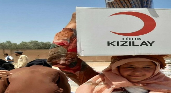 İdlib'deki yetimlerin yumurtaları Kızılay'dan