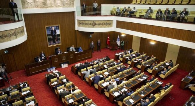 Kademeli su tarifesi yeniden Meclis'te