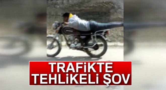 Kendisini ip cambazı sandı, trafikte dehşet saçtı