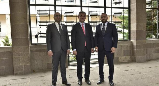 Milletimiz, Büyükşehir Belediyesi'nin görevlerini yapmasını bekliyor