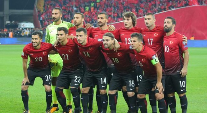 Milli Takım'da şok! 4 oyuncu kadro dışı...