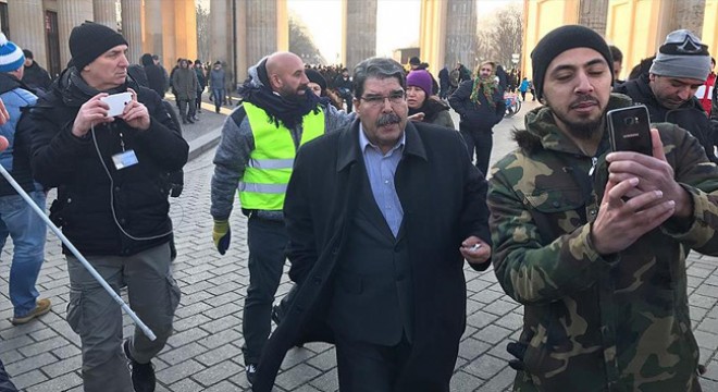 Salih Müslüm Berlin'de PKK mitingine katıldı