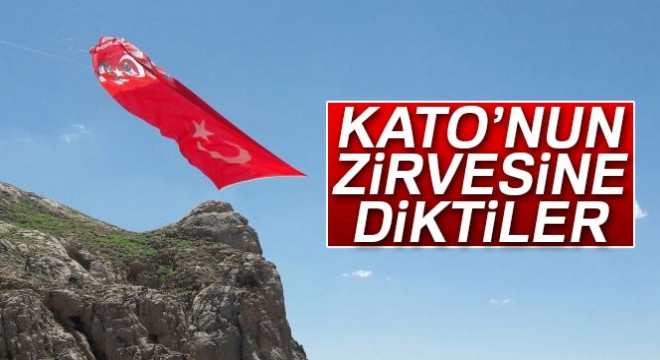 Şehitlerin isimleri Kato'nun zirvesine dikilen bayrağa yazıldı