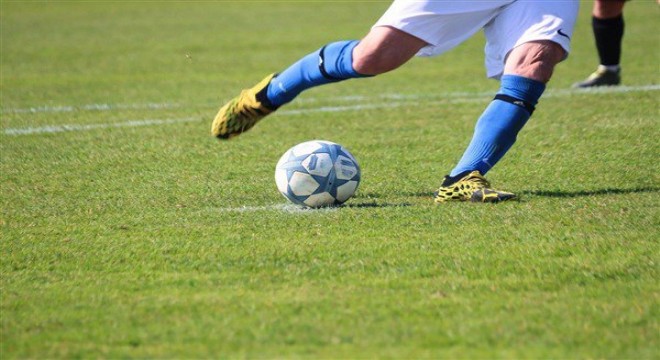 Süper Lig'de yabancı futbolcu sayısı 12'ye düşürülecek
