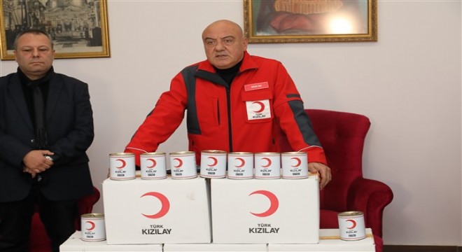 Türk Kızılay'dan ihtiyaç sahibi Rum ailelere gıda yardımı