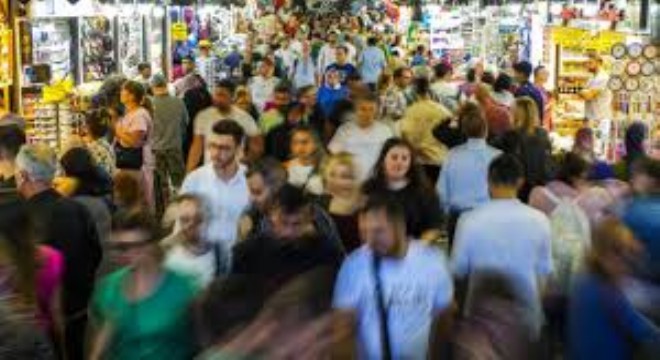 Türkiye'nin Ortanca Yaşı 35'i Aşmaya Hazırlanıyor