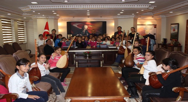 Vali Baba adından söz ettirmeye devam ediyor