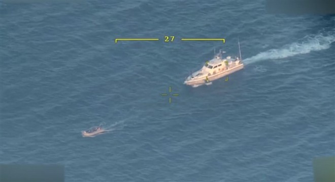 Yunanistan'ın ittiği göçmen botunu Türk Sahil Güvenlik birimleri kurtardı