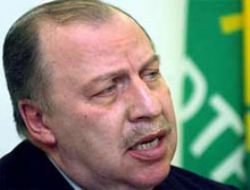 Ülkücüler birbirine düştü